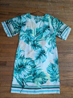 Beautiful dress by Chico's size 2.5